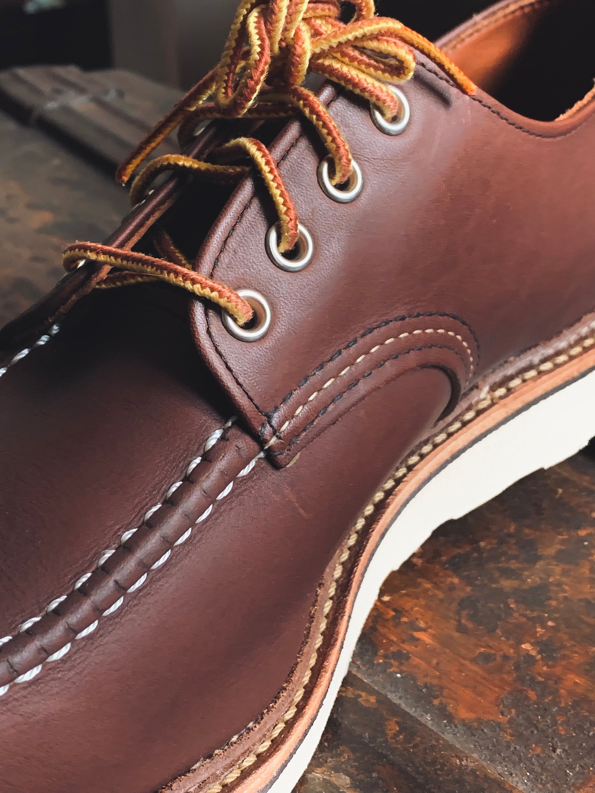 Red Wing 8109 - Low Moc Toe - Mahogany – The Archives The People's